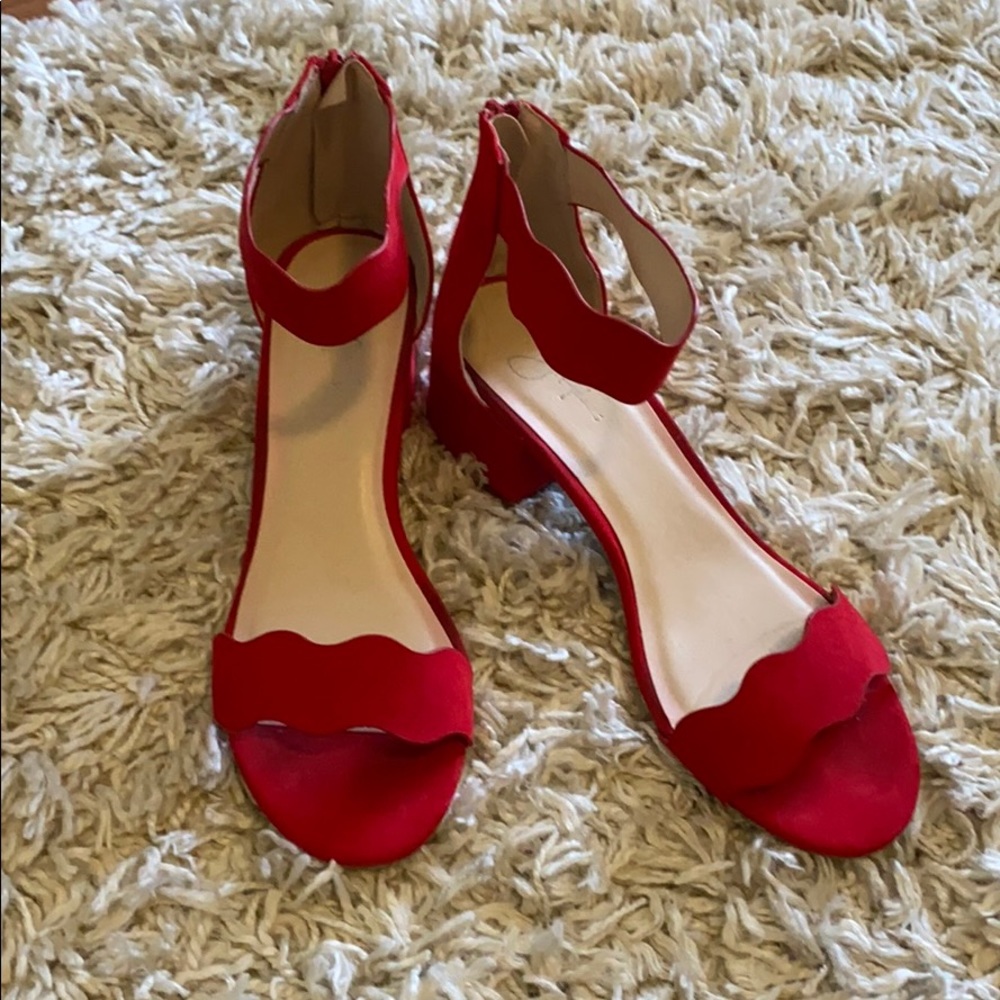 Adorable Red Shoes!!